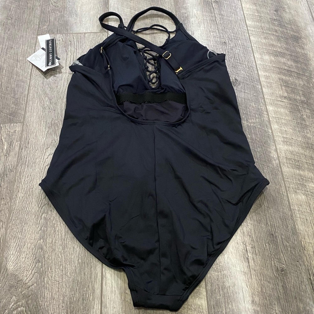 La Blanca Island Goddess One Piece - Picture 9 of 16